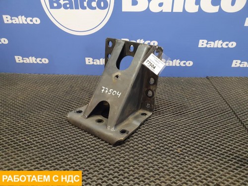 Кронштейн крепления траверсы